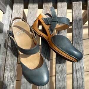 Dansko Taci Mary Jane clogs in denim blue size 38